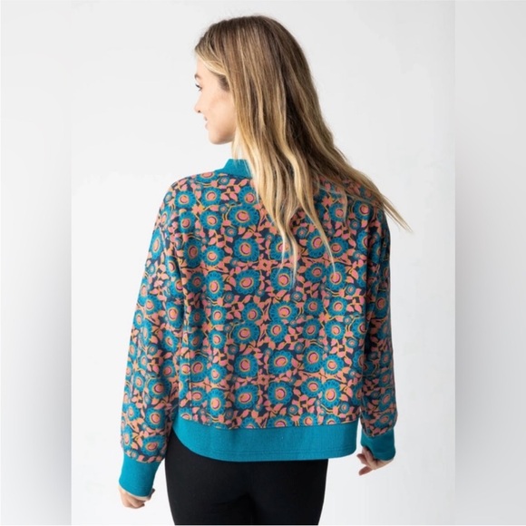 NEW Natural Life Selah Printed Sweatshirt Teal Floral Boxy Oversized Large - Picture 2 of 9